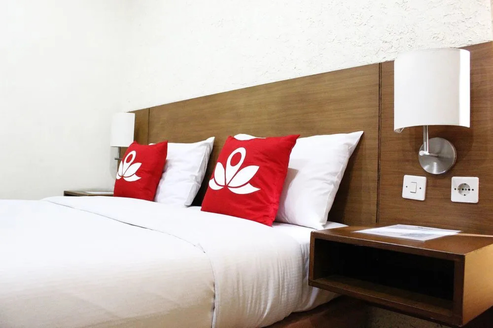 ZEN Rooms K. H. Moh Toha Ciawi