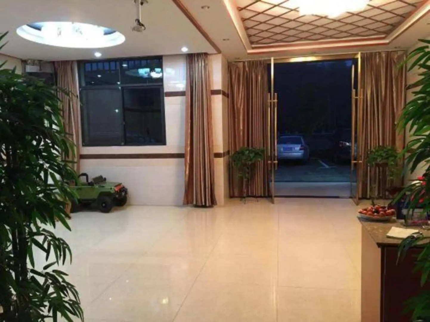 Longhushan Youjian Inn