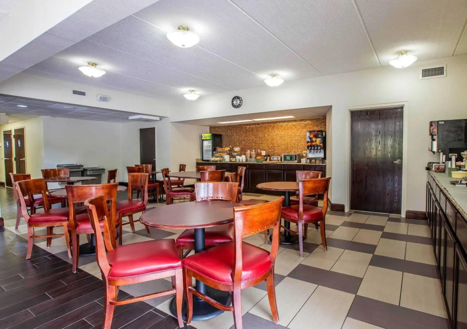 Quality Inn Airport - Southeast