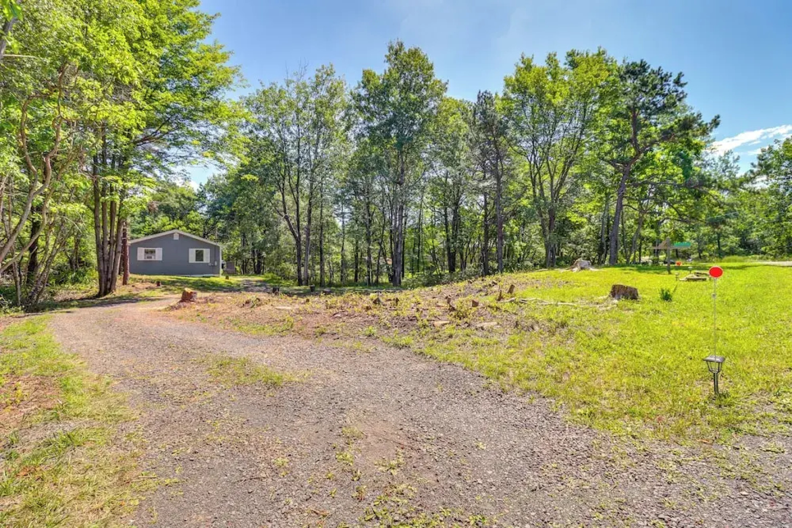 Fire Pit & Community Beach: Poconos Getaway!