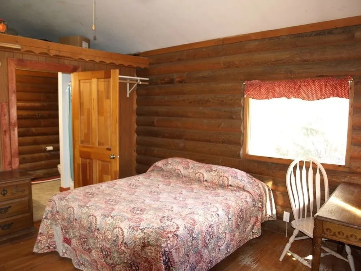 Brown Bear Saloon and Hotel