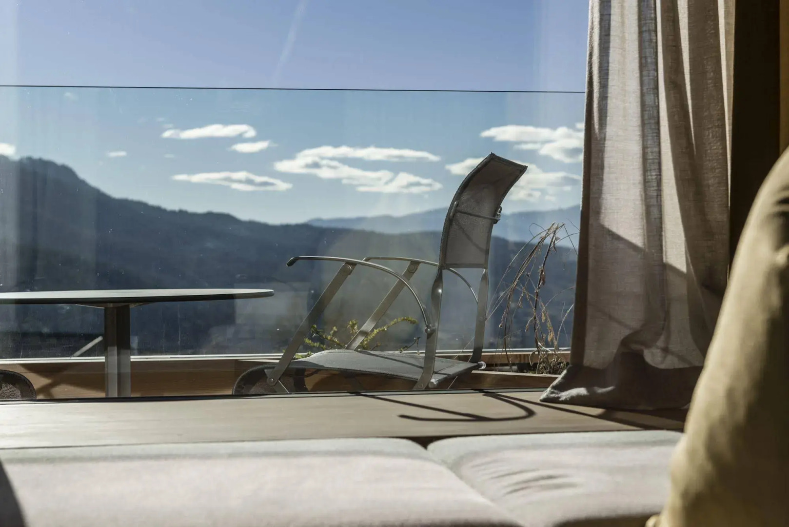 La Paula Apartments & Suites