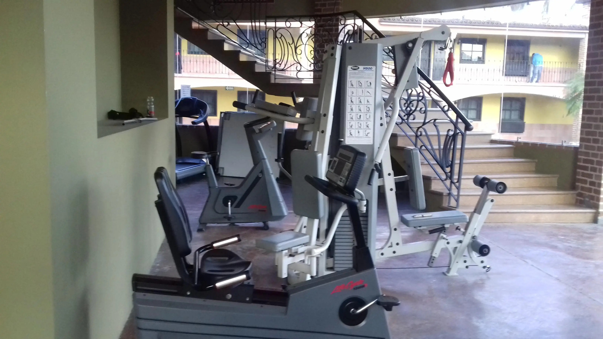 Hotel Mirage Express