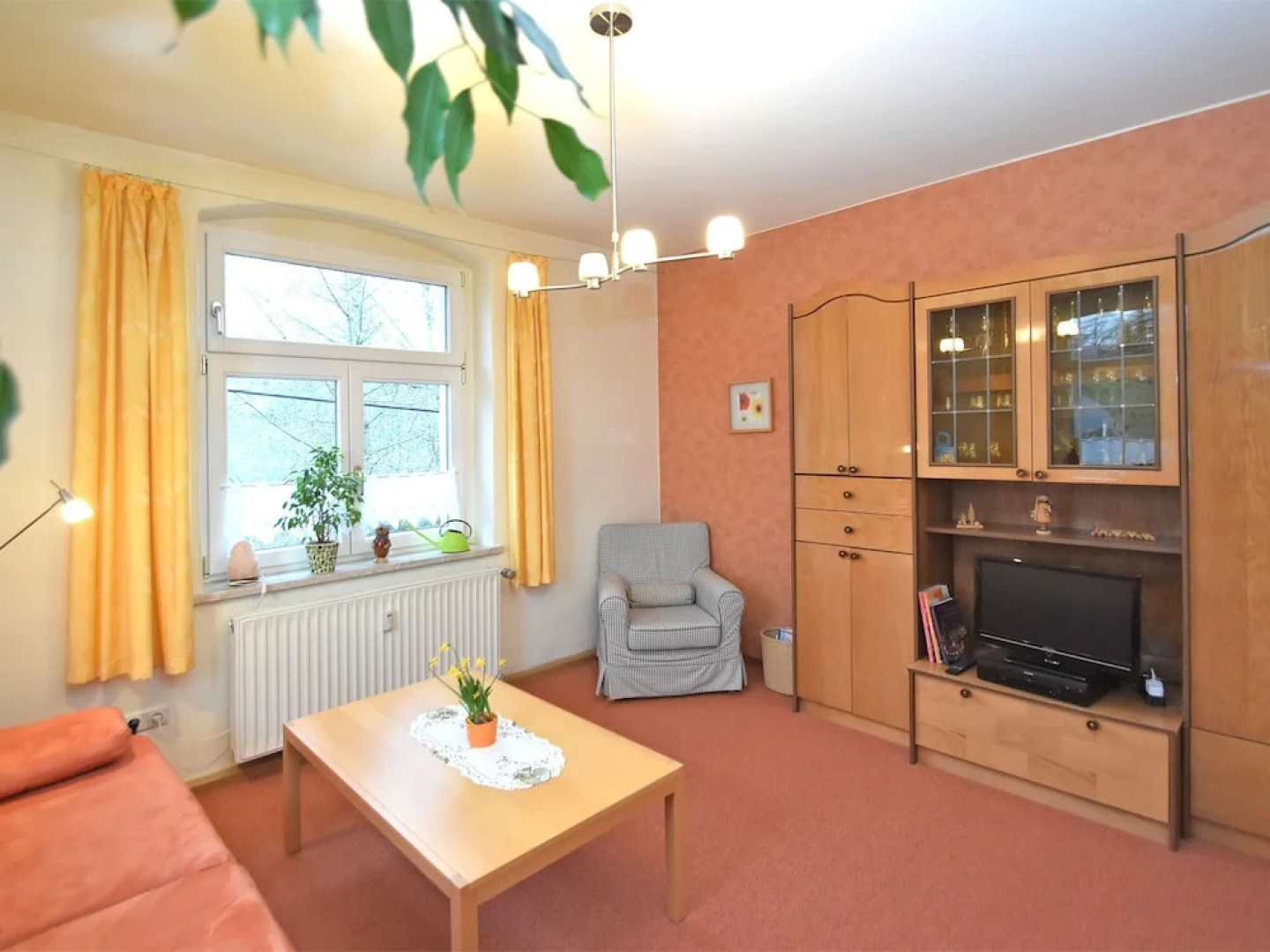 Apartment in Mülsen With Balcony, Heating, Garden Furniture