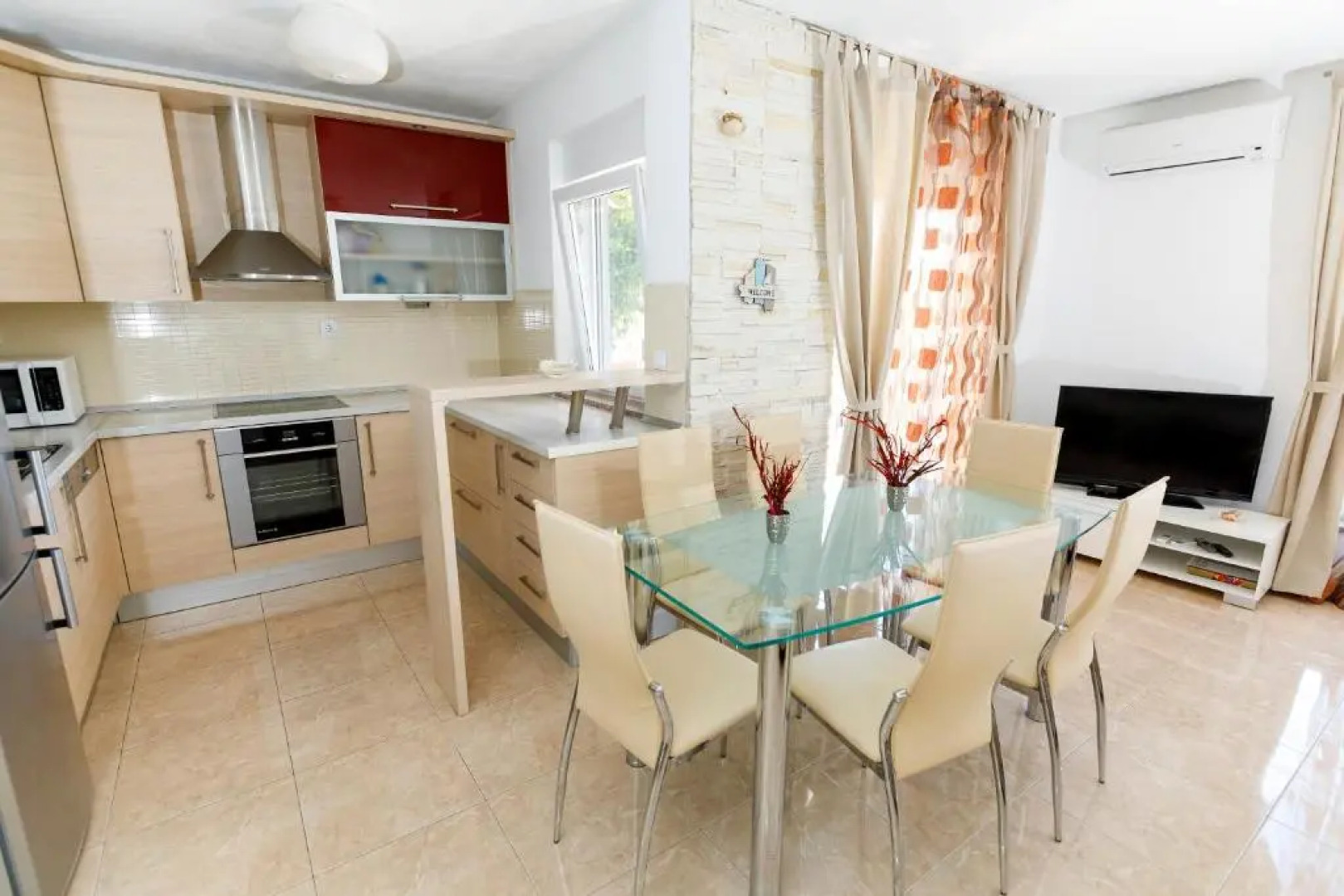 Apartments Sara & Nina