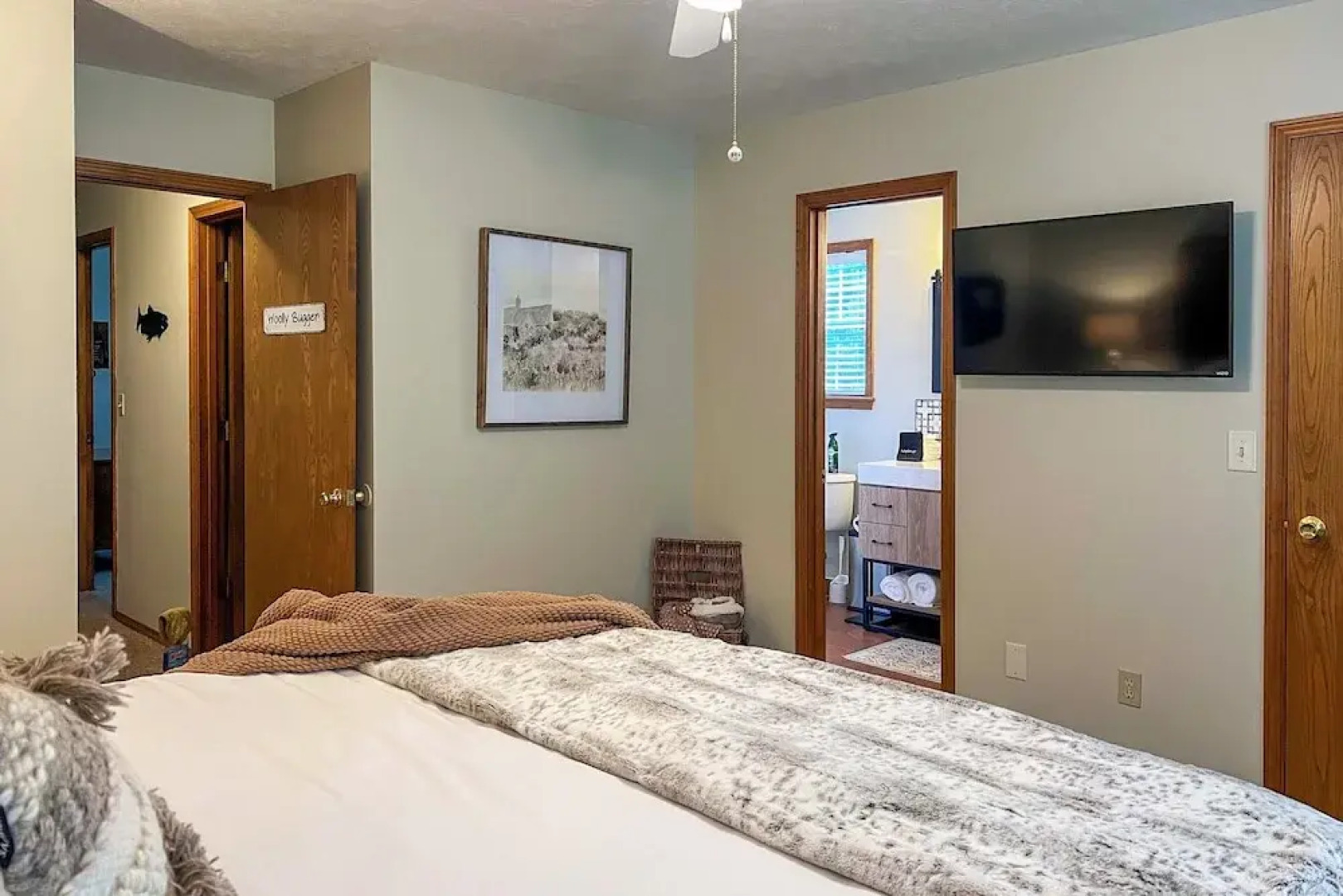 < 1 Mi to Bull Shoals Lake: 'the Blue Quill'