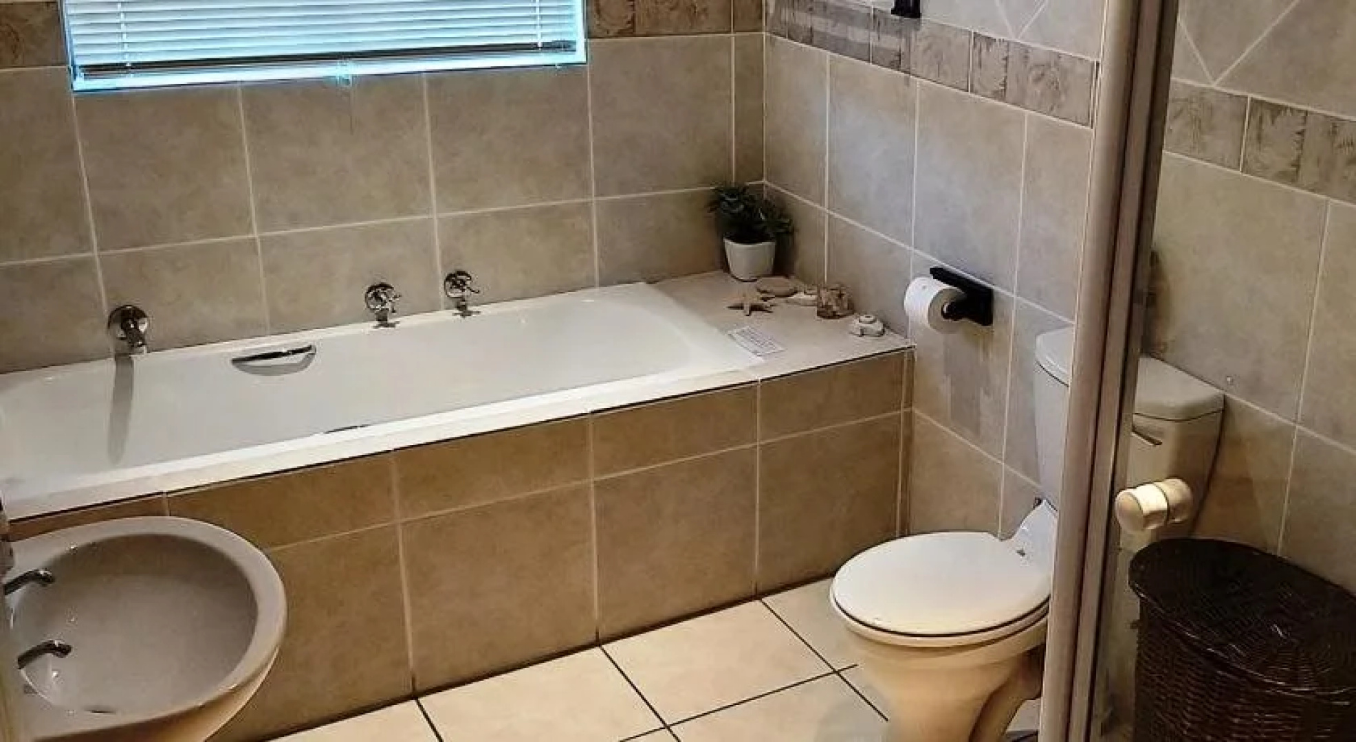 10 Chillsome House Self catering