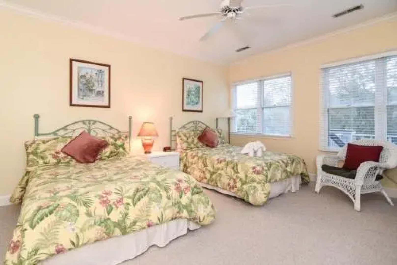 20 & 21 Ocean Green Drive by RedAwning