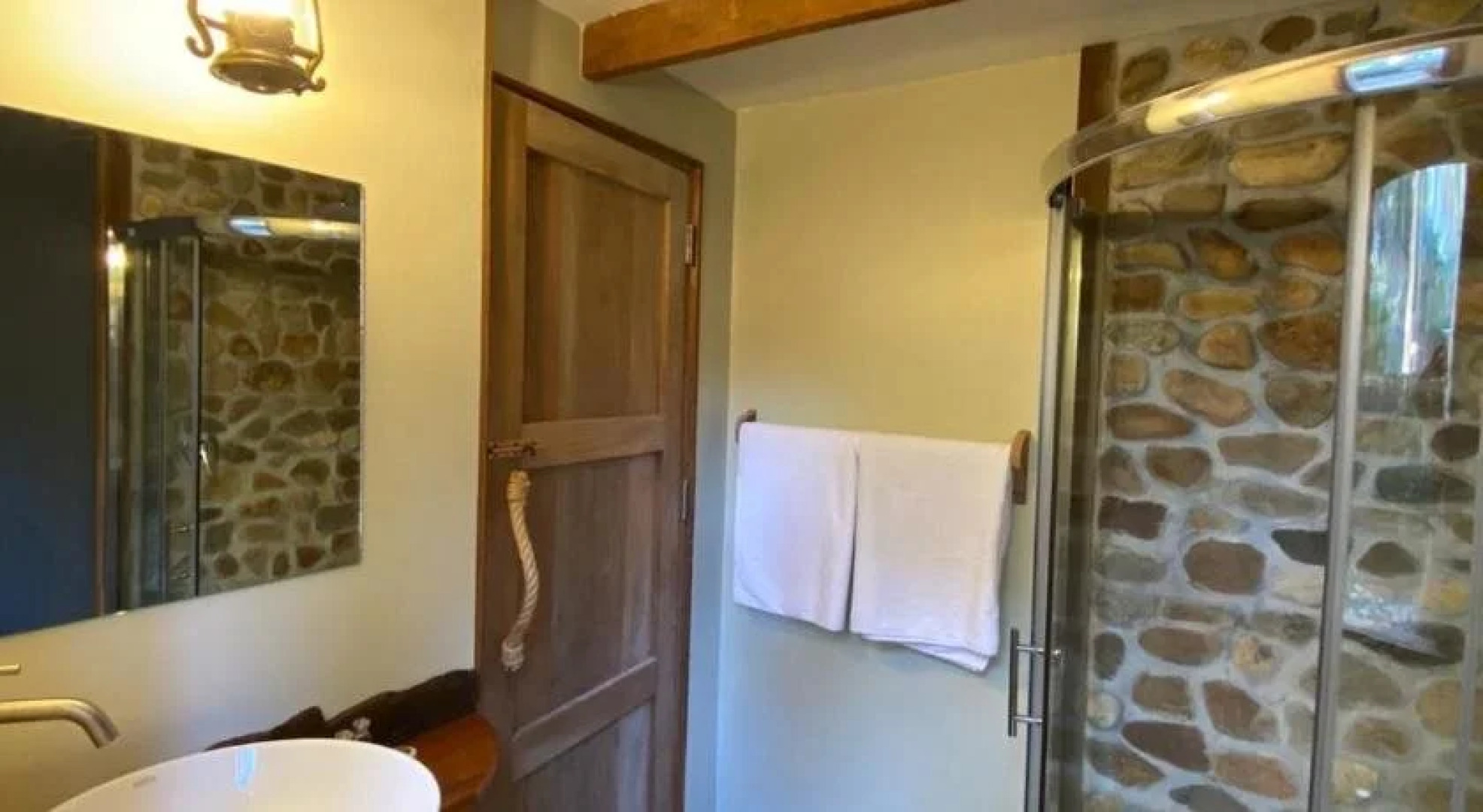 Castaway Beach Bungalows