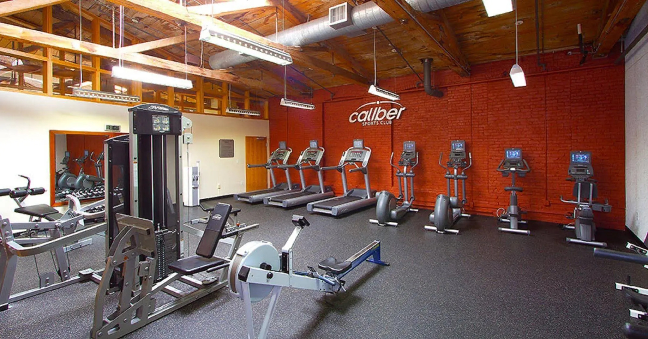 Global Luxury Suites at Kendall Square Lofts