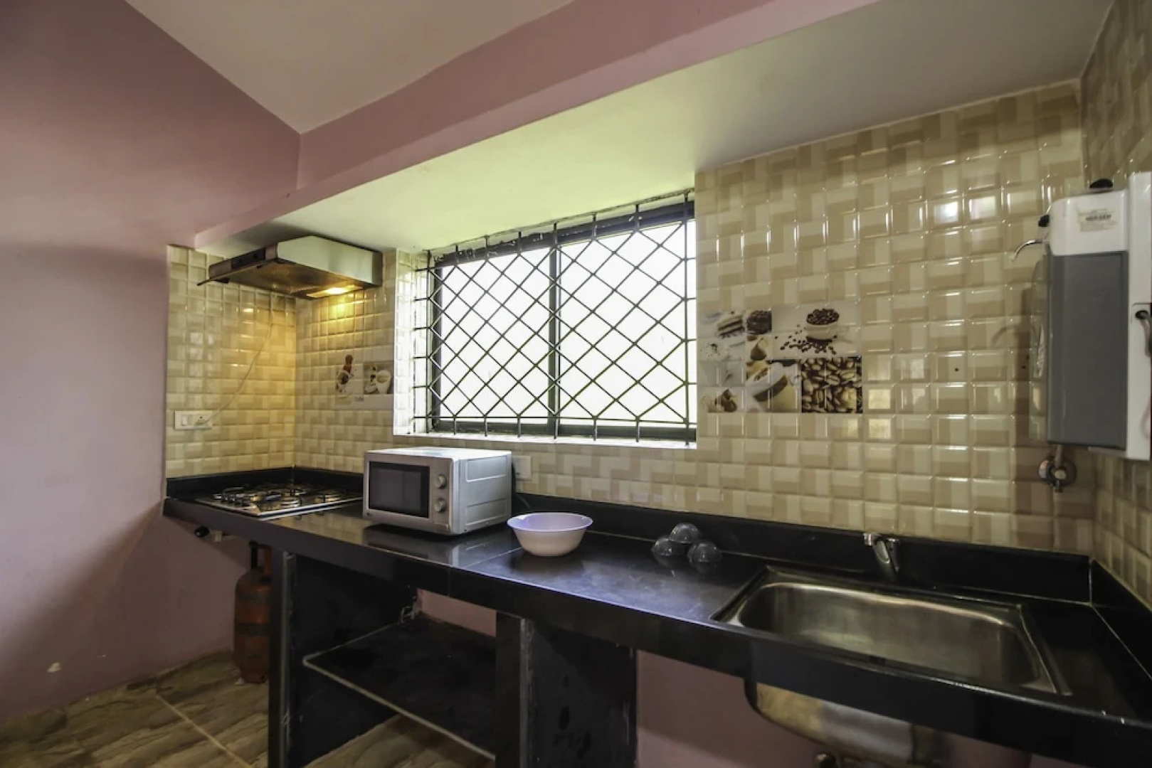 OYO 11314 Home Vibrant 2BHK Villa Siolim