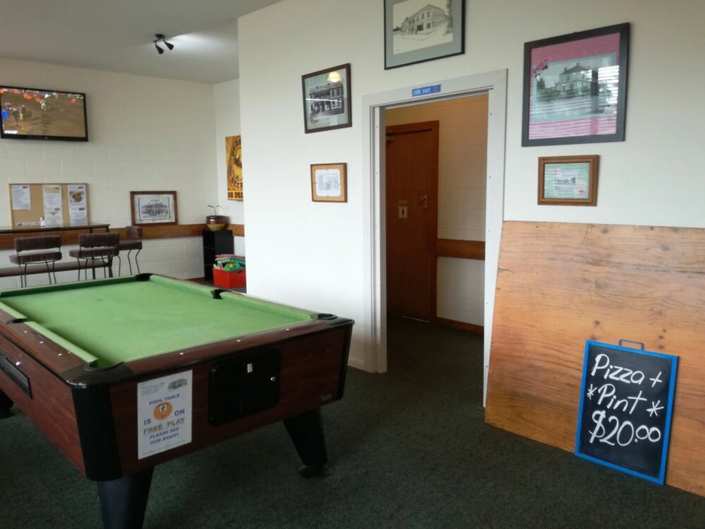 Rustic Country 1878 Hotel