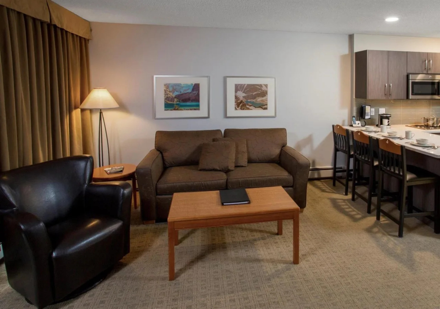 Jasper Inn & Suites by INNhotels