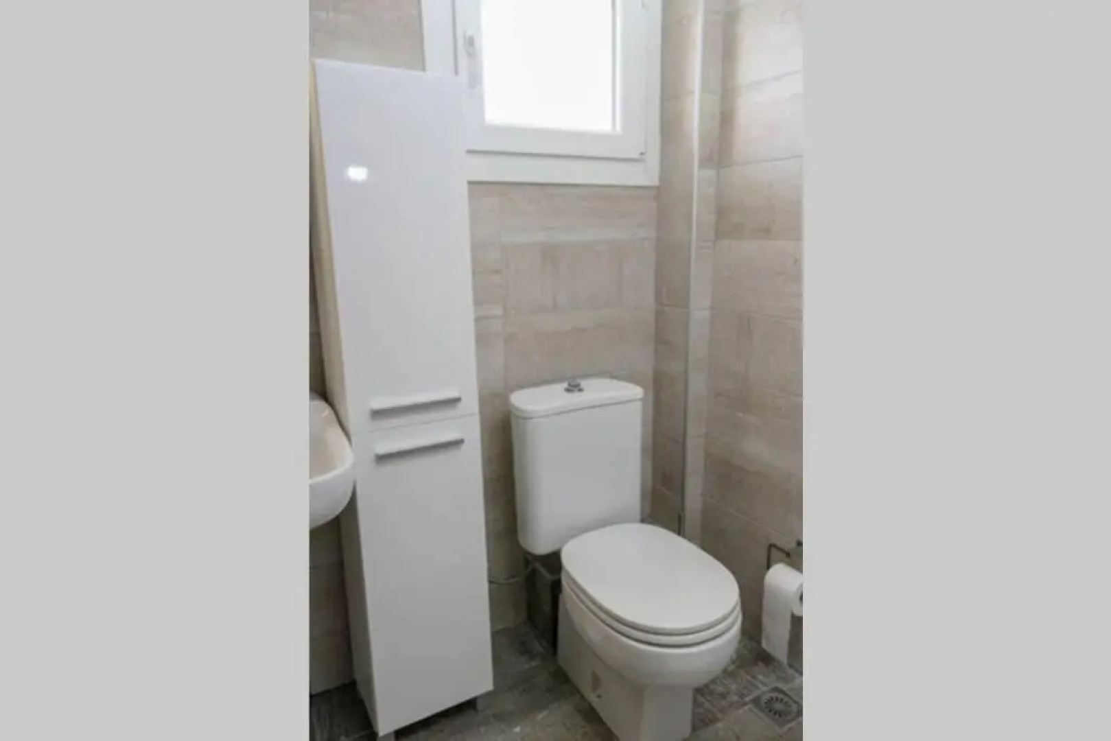 Sunshine House offering spectacular views to Olymp A