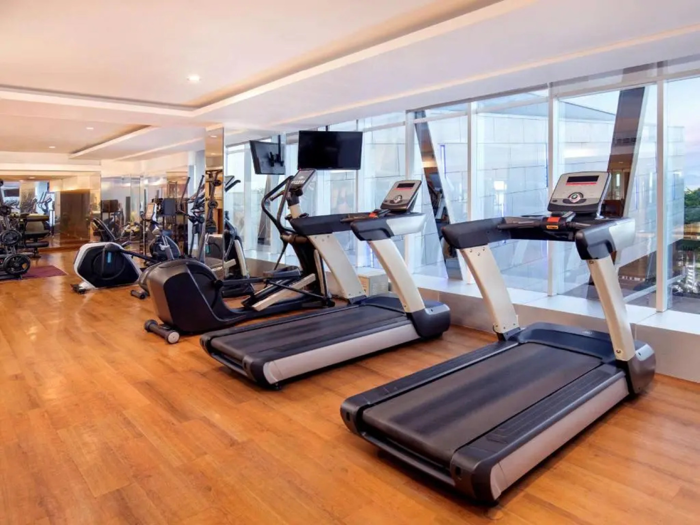 Grand Mercure Solo Baru