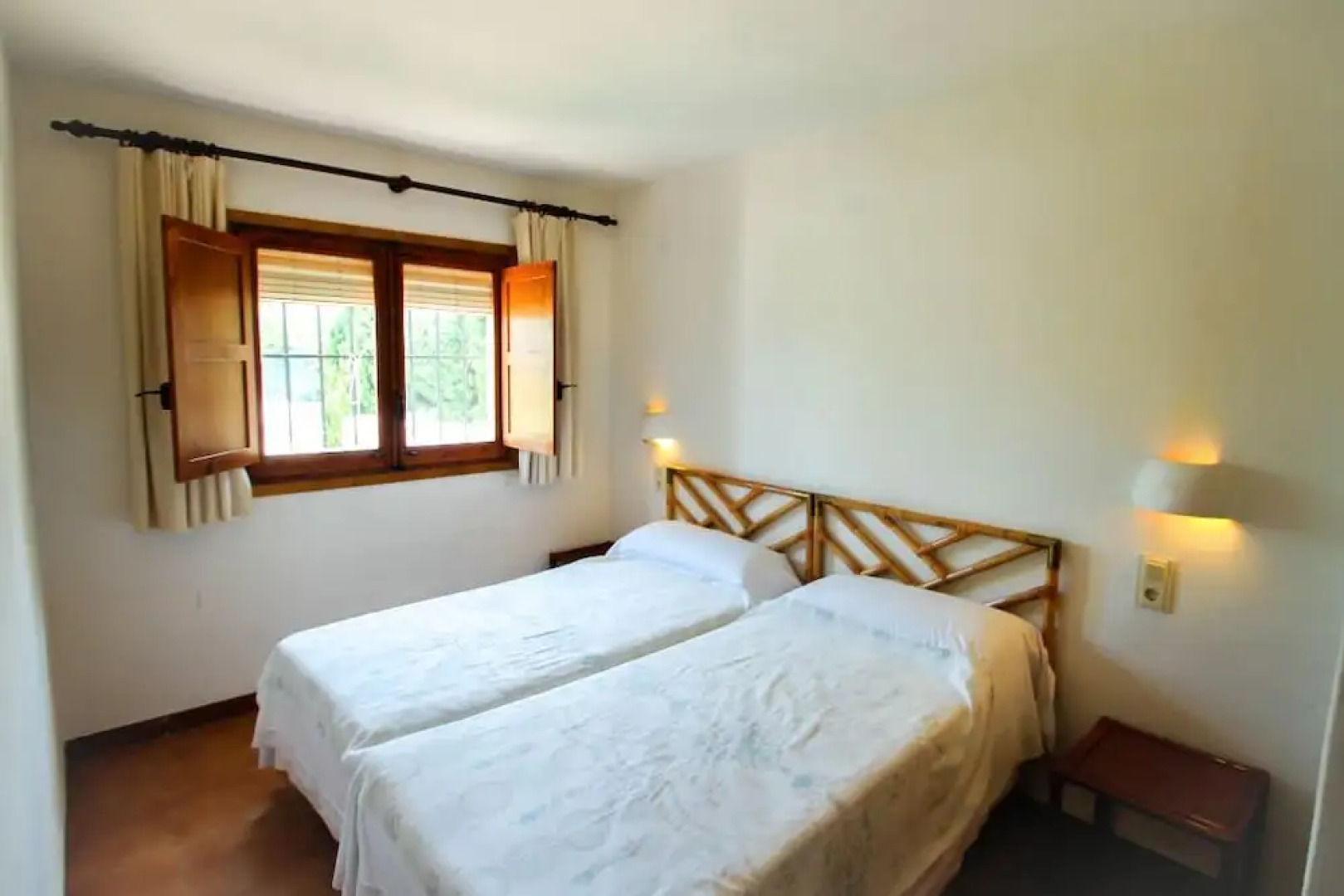 Sant Jordi - sea view villa with private pool in Moraira