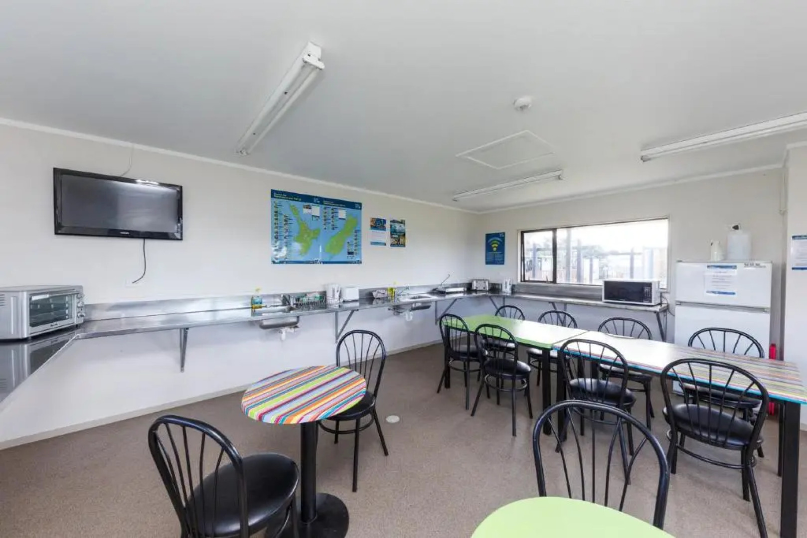 Foxton Beach TOP 10 Holiday Park