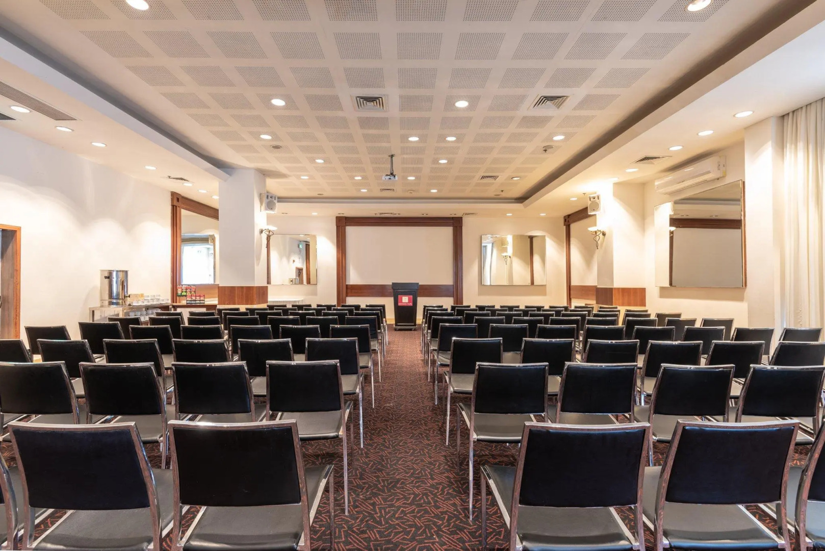 Leonardo Plaza Haifa