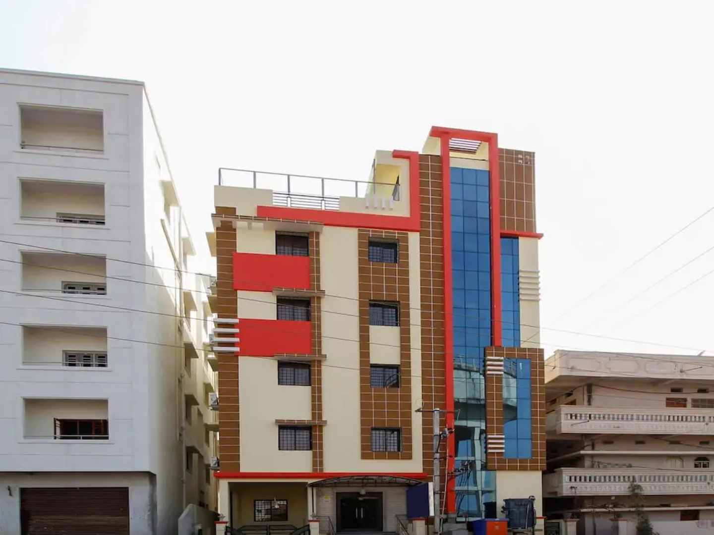 OYO 3787 9 Star Hotel