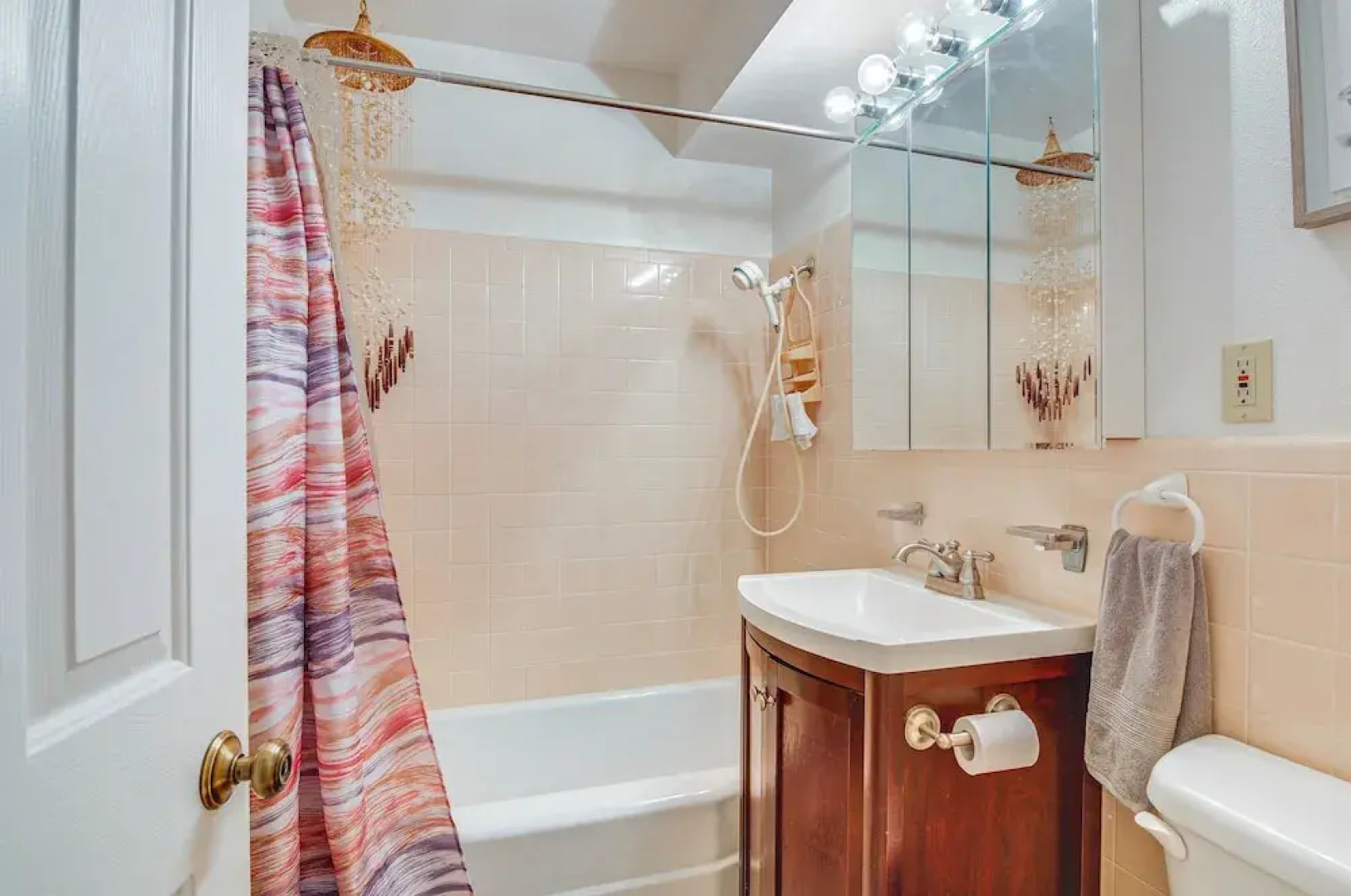 Walk to Downtown: Page Hideaway w/ Patio