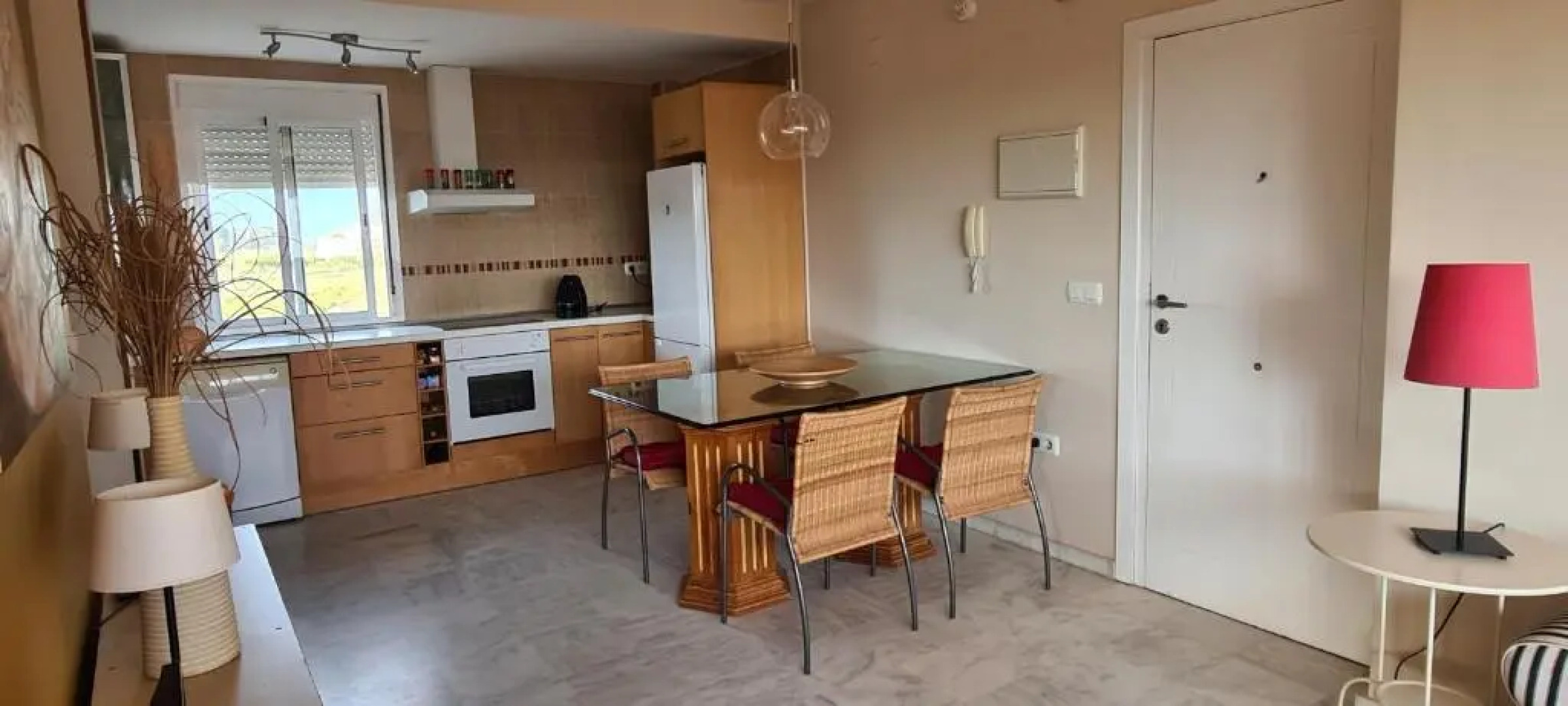 Mirando al mar y lleno de luz VFT/HU/01857