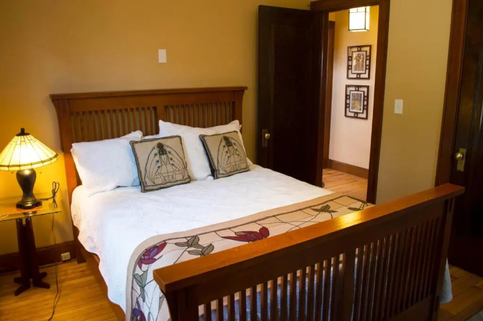 The Settlers Inn