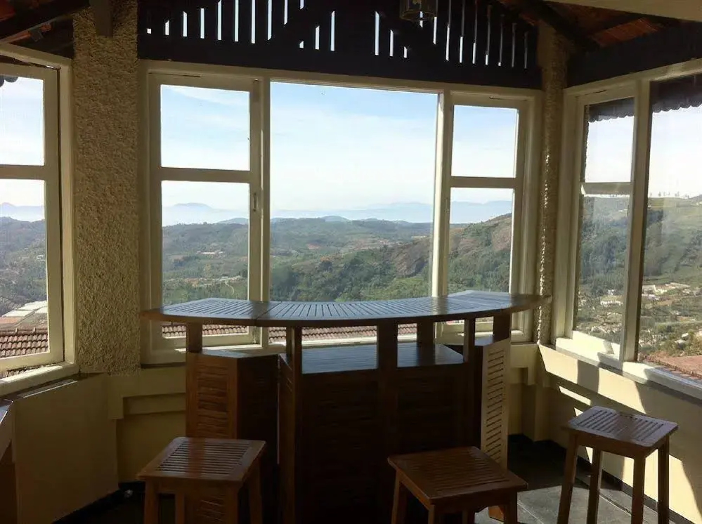 Hill Country Lovedale