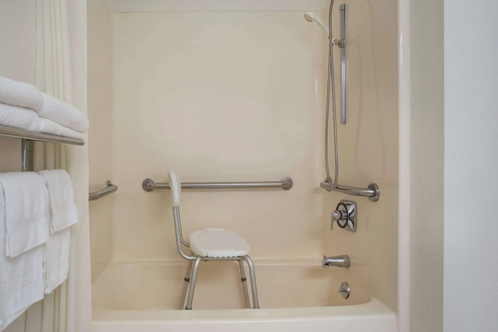 Super 8 by Wyndham New Hampton