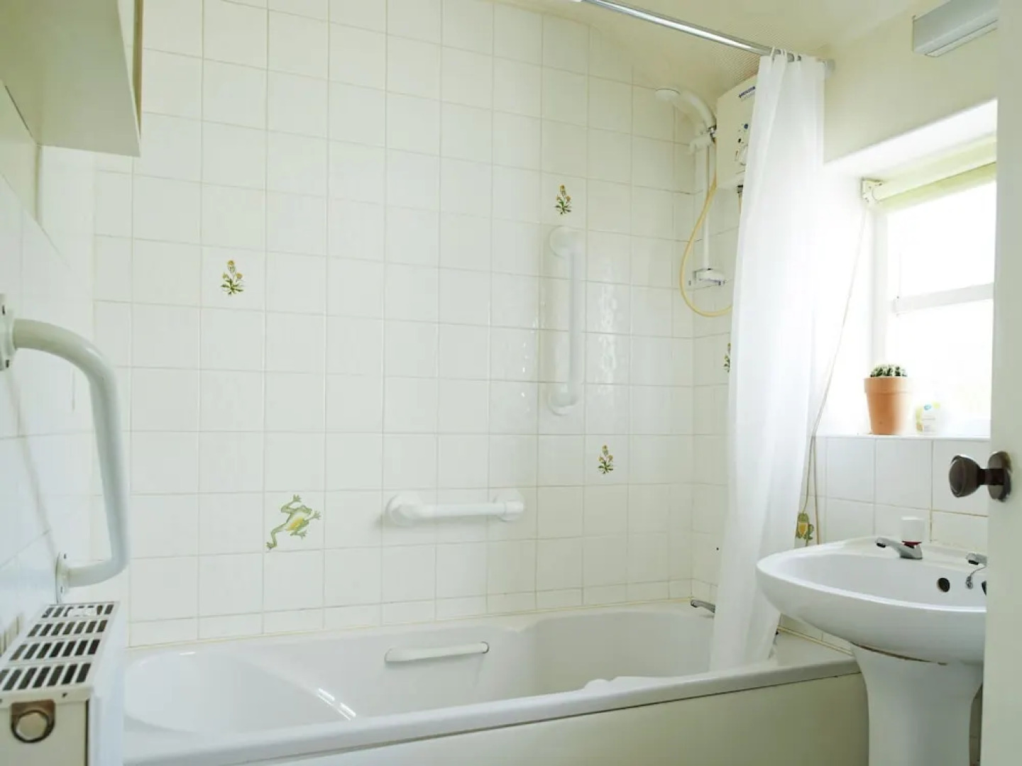 Historic Holiday Home in Llangynidr With Private Garden