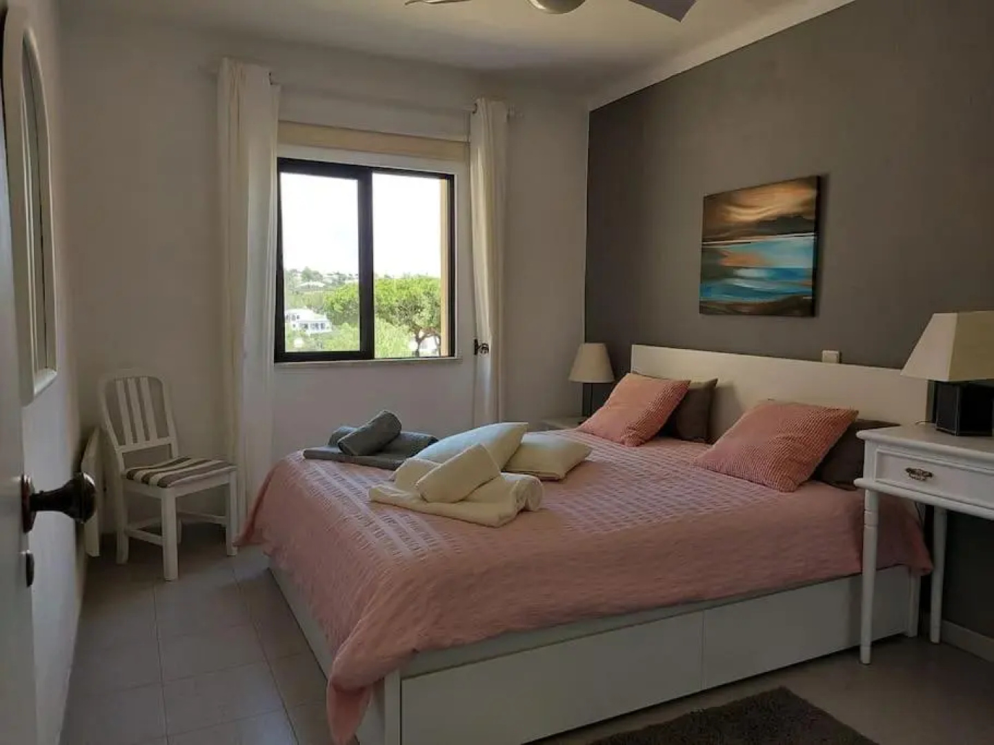 Lovely 1 bedroom beach house
