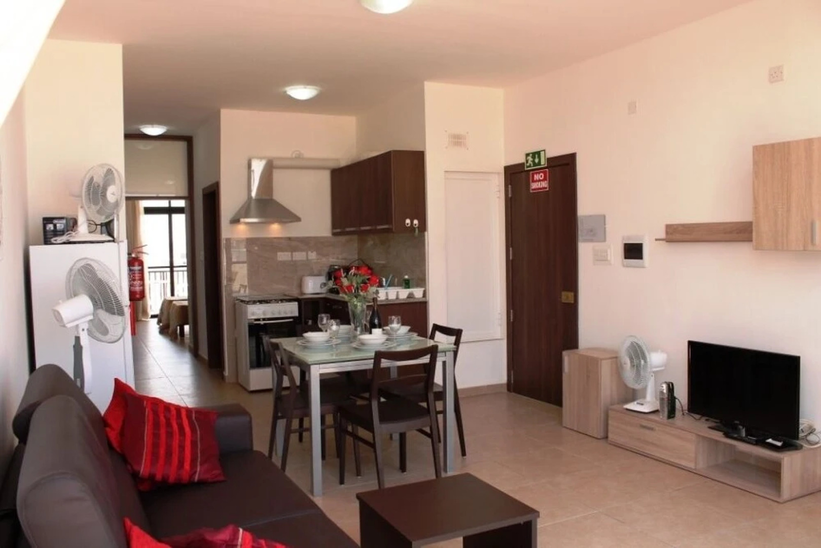 Sea Bliss Penthouse with two terraces enjoying side seaviews by Gatewaysmalta