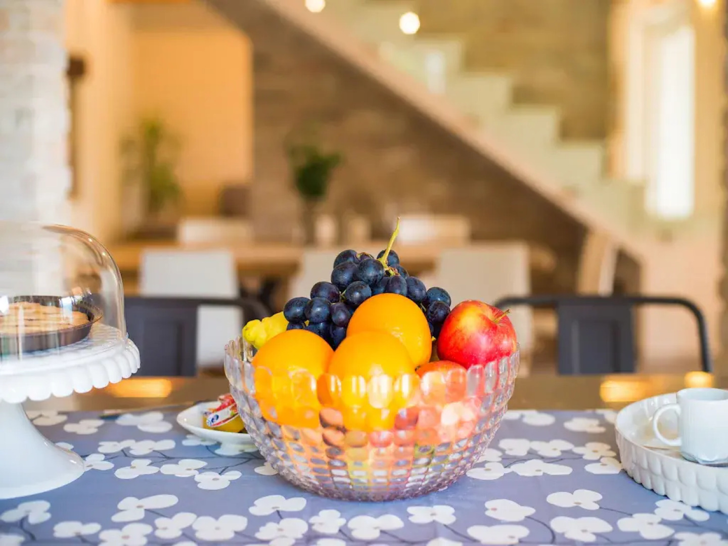 Chic Villa in Acqualagna with Hot Tub in Pool & Private Garden