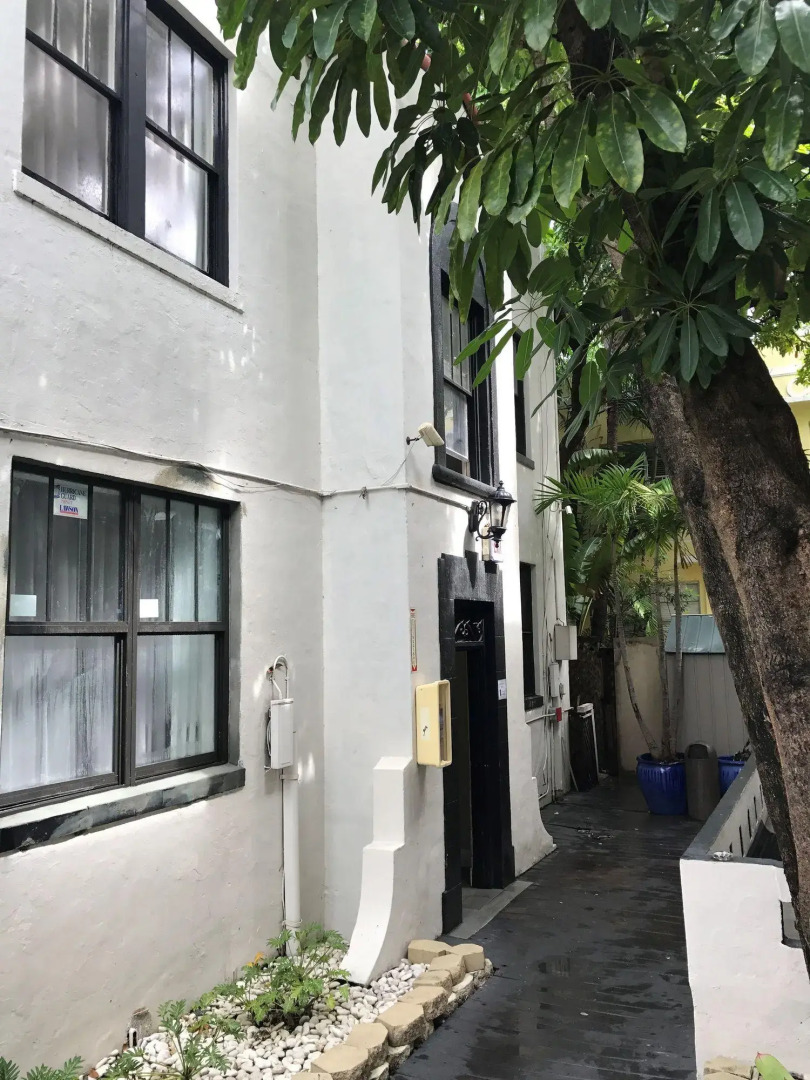 The Beach Plaza Hotel & South Beach Plaza Villas