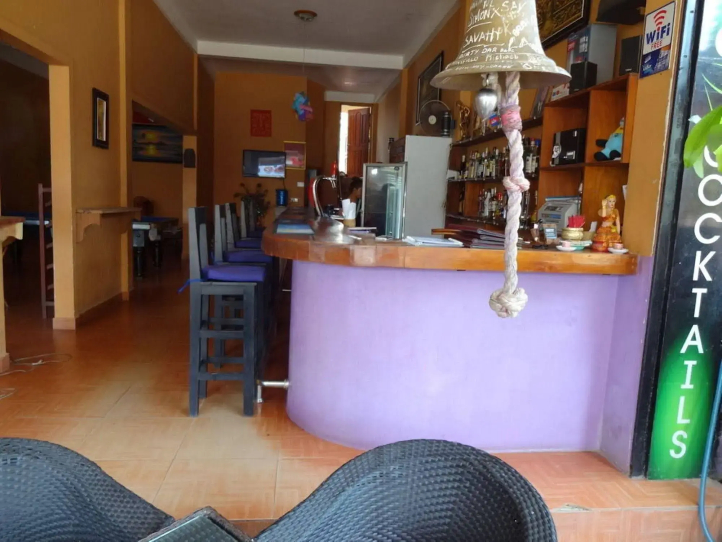 Kong Bar & Guesthouse