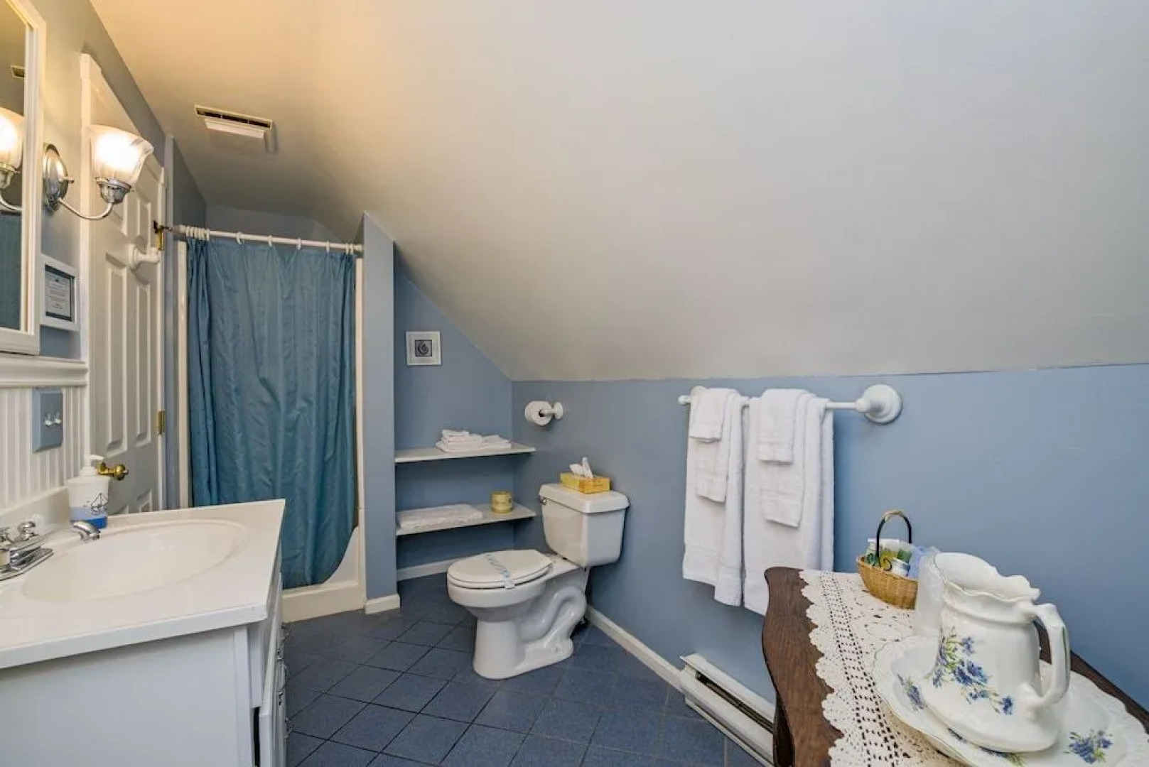 Atlantic Birches Inn