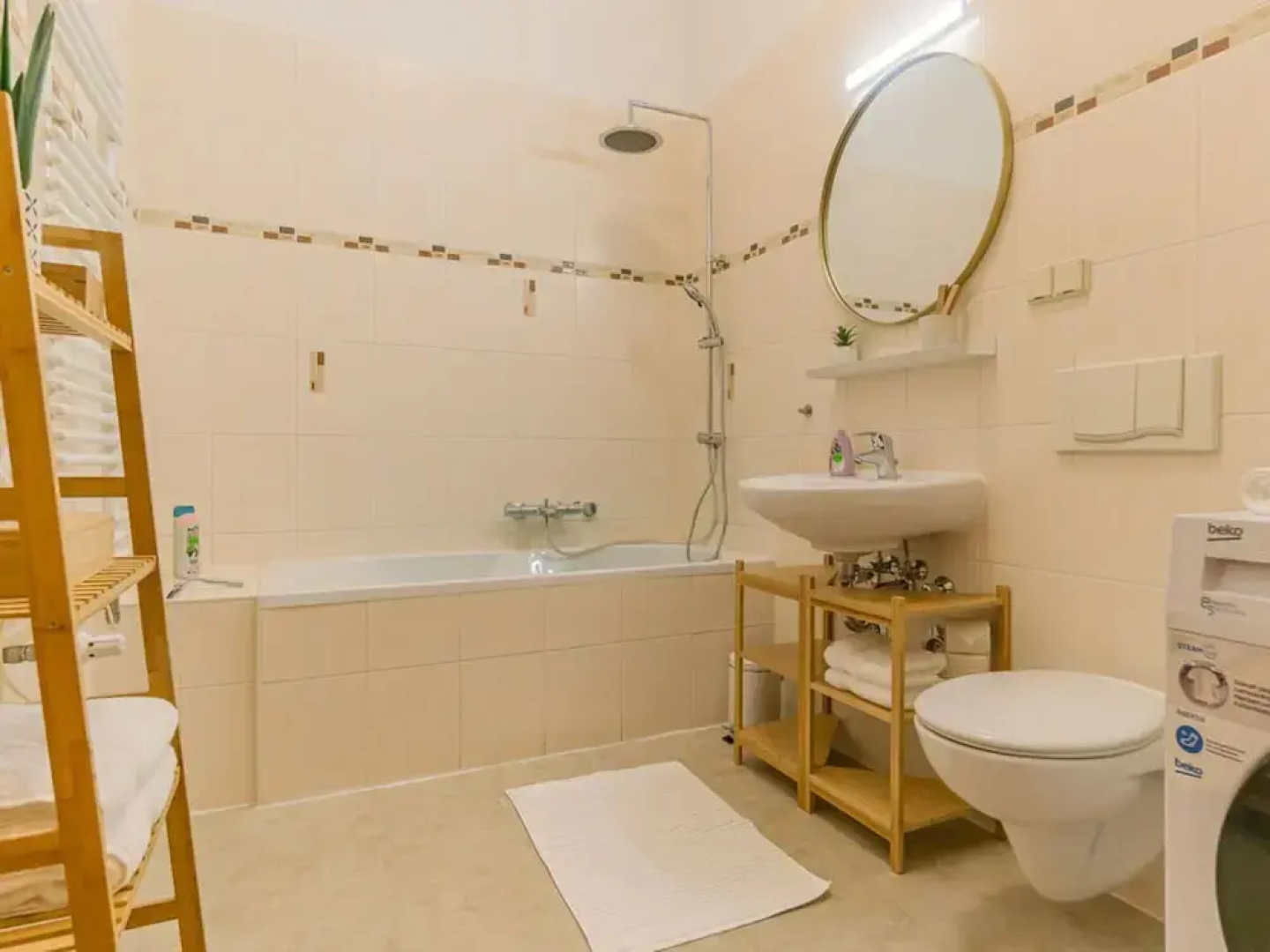 City Apartment Comfortable Holiday Residence