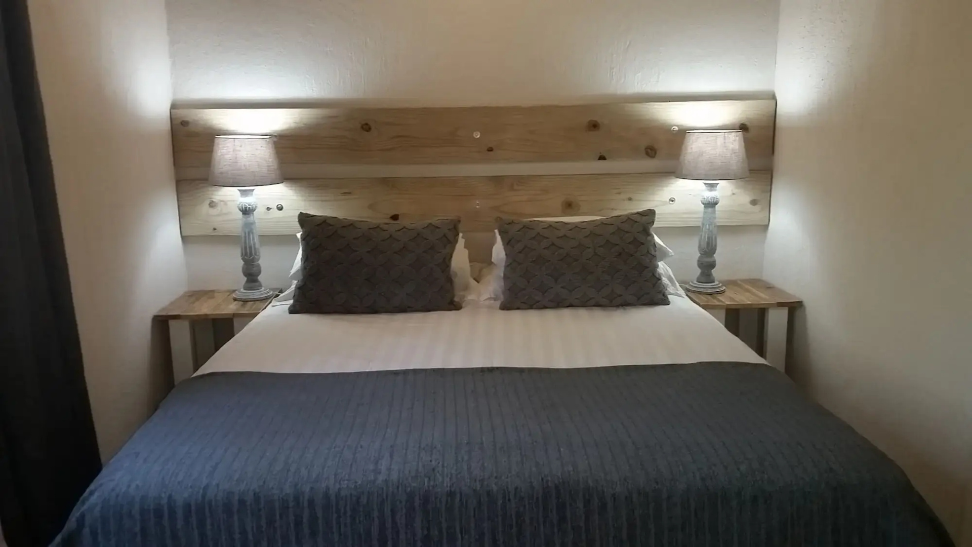 24 Degrees Self-Catering