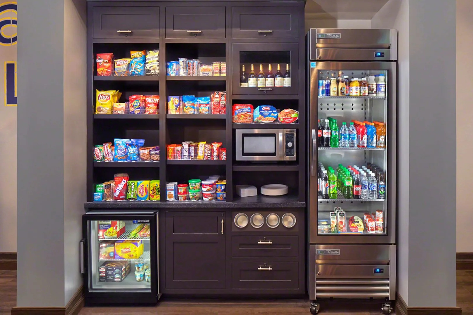 Scholar Morgantown, Tapestry Collection by Hilton