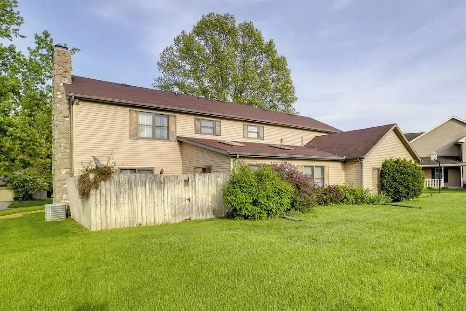 South Bend Area Vacation Rental 8 Mi to Notre Dame