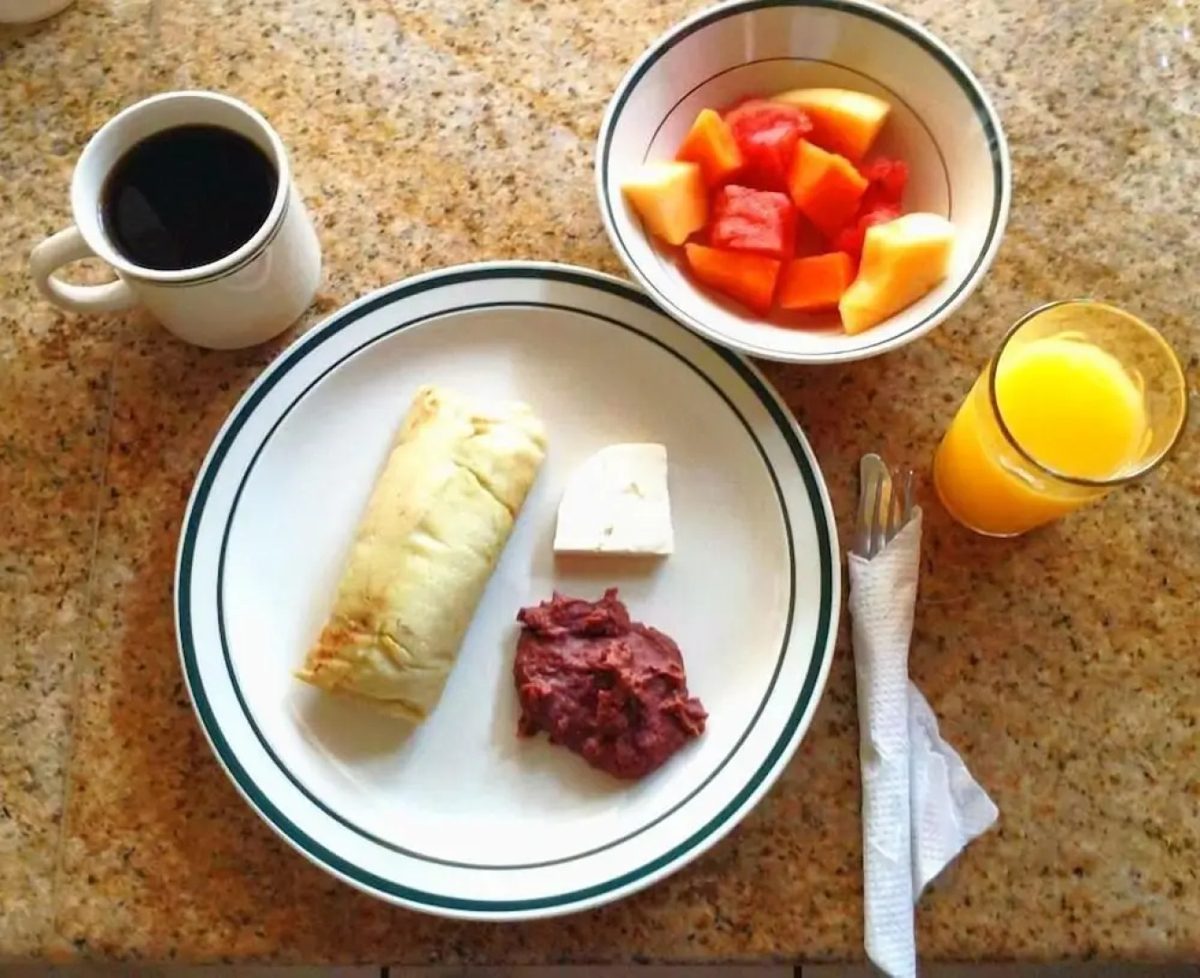 THE Green Frog Inn Bed and Breakfast