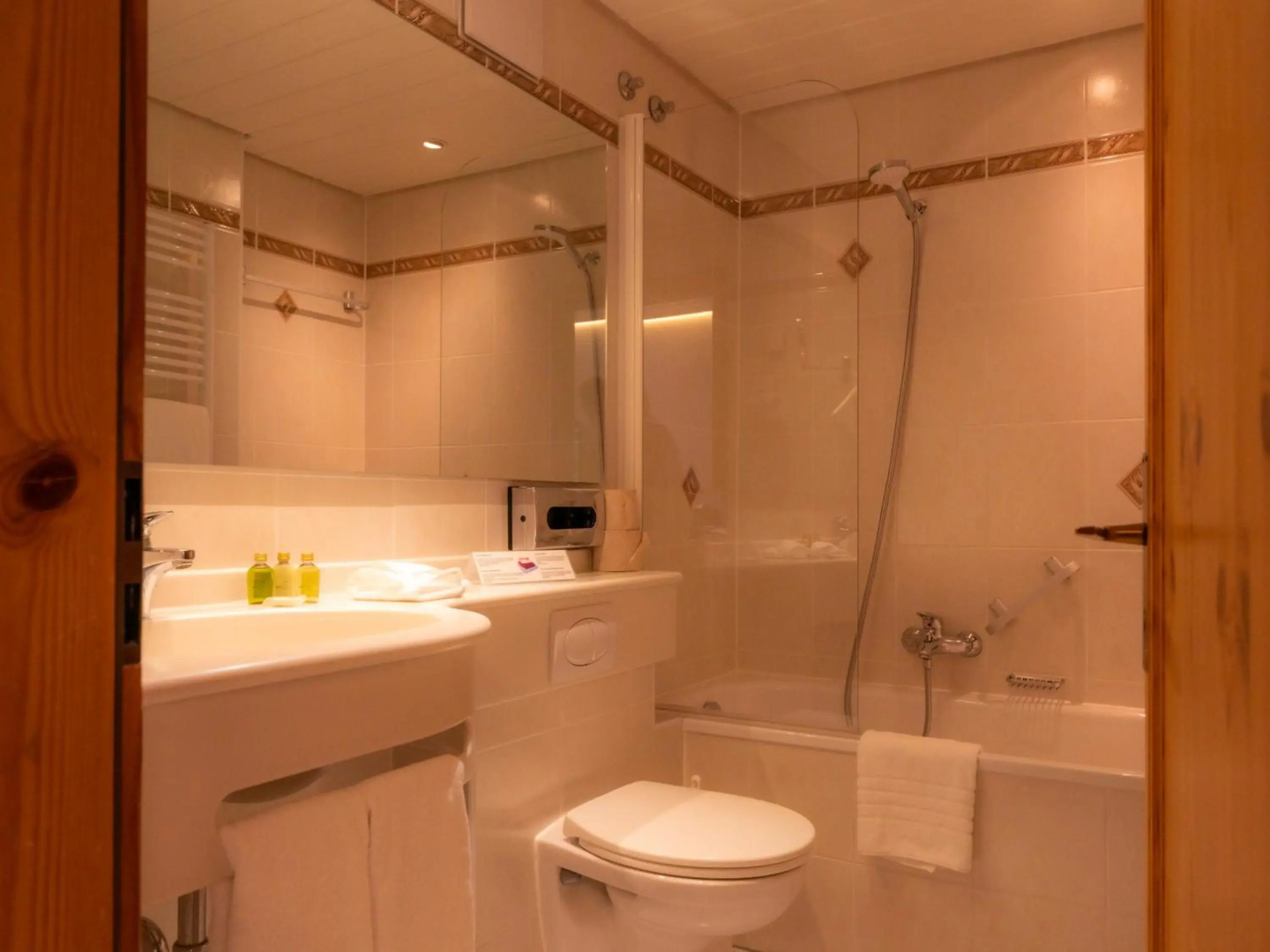 Hotel Europa Suites
