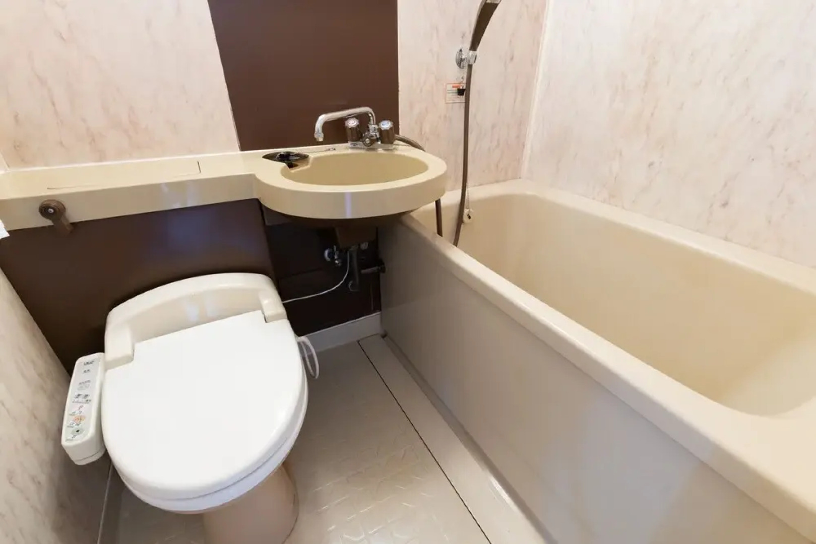 OYO 620 Fujieda City Hotel