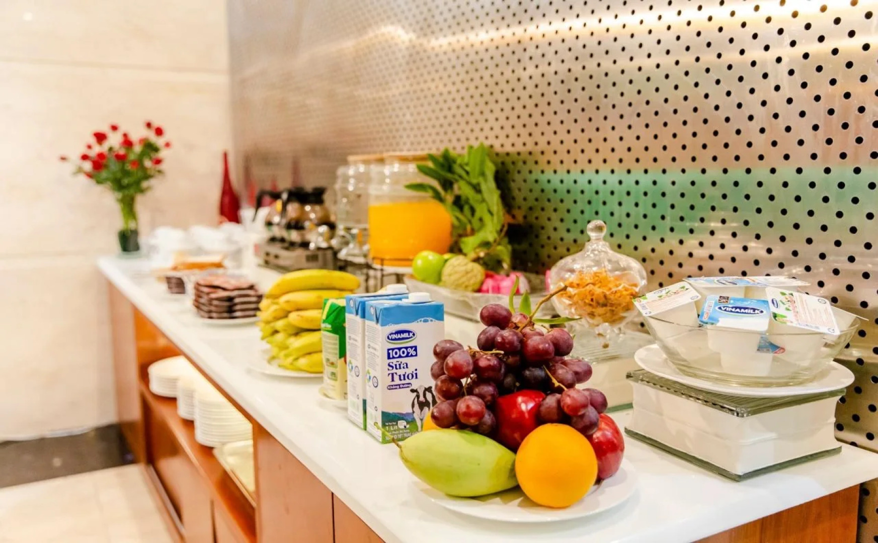 White Lotus Hotel Saigon