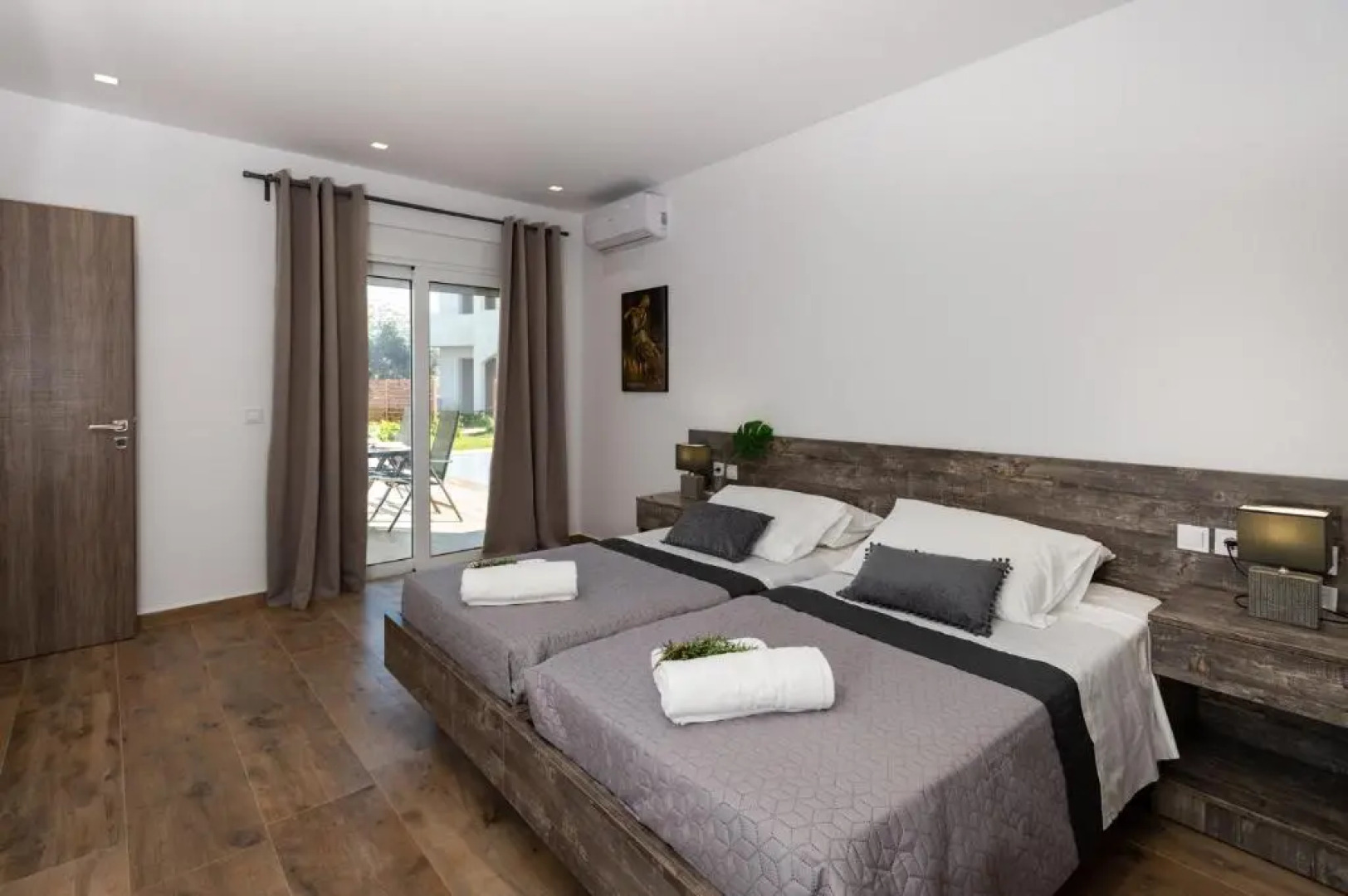 Rosemary Rhodes Villa