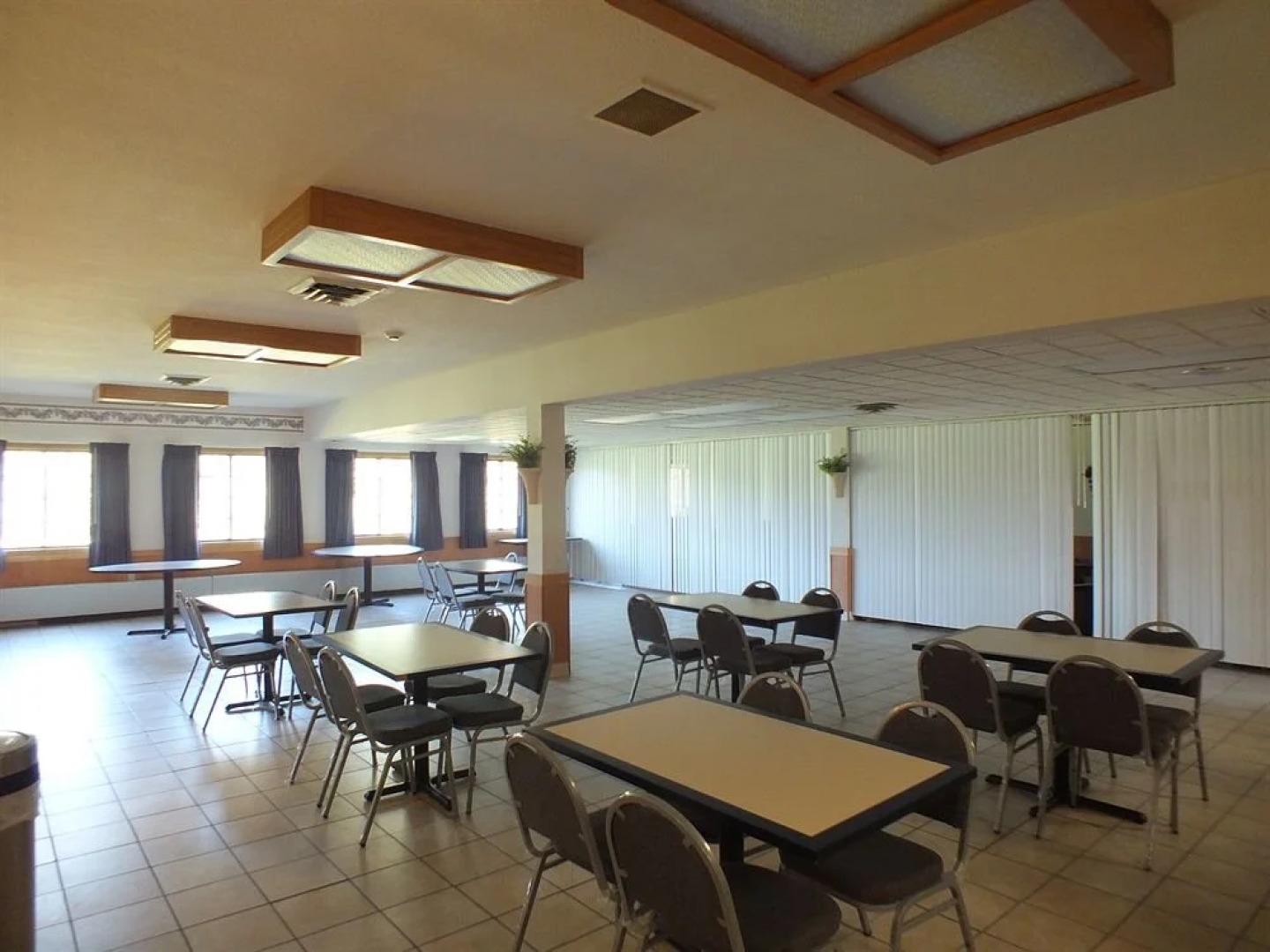 Days Inn By Wyndham Indianapolis Off I 69