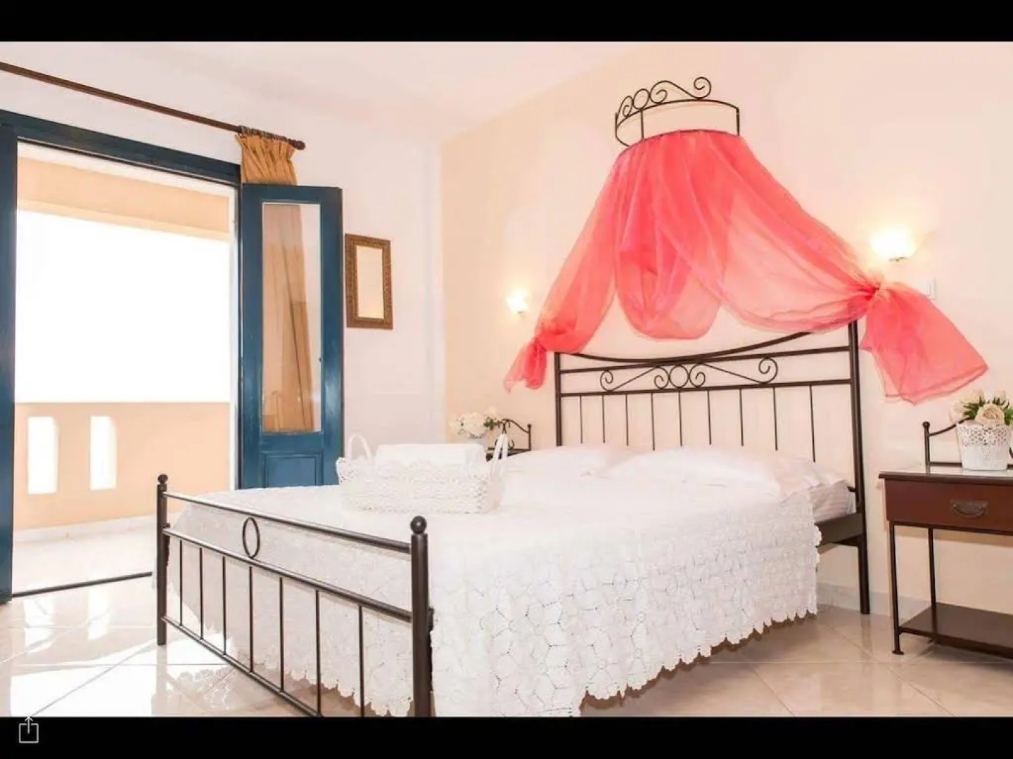 Archipelagos Apartments