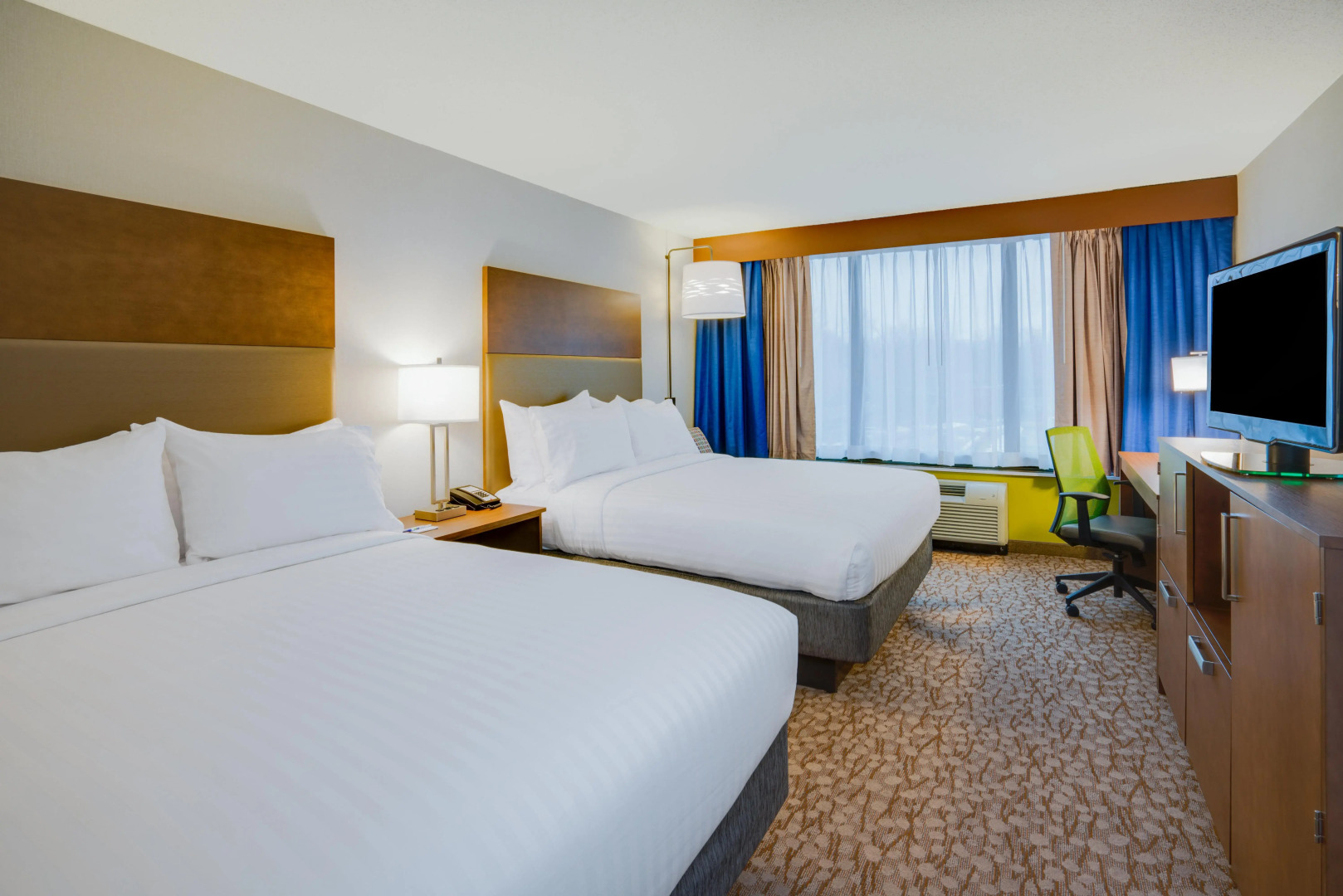 Holiday Inn Express & Suites Ft. Washington - Philadelphia by IHG