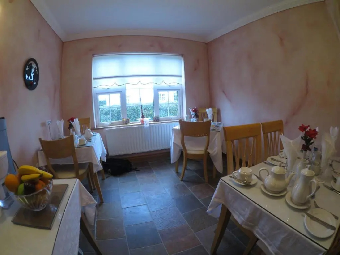 Derghaven B&B, Hostel & Self Catering