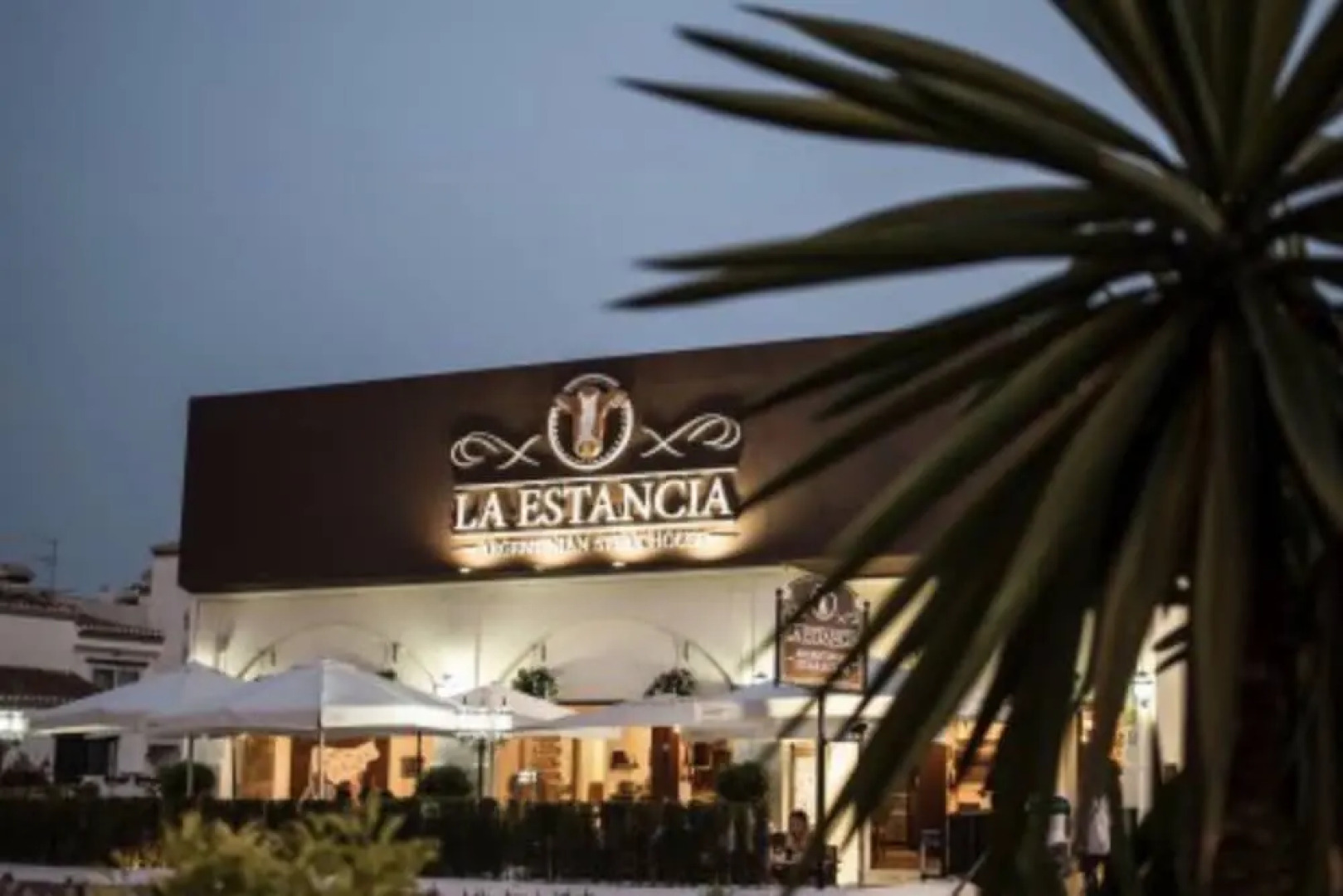 MI CAPRICHO C16 Luxury apartment on the beachfront