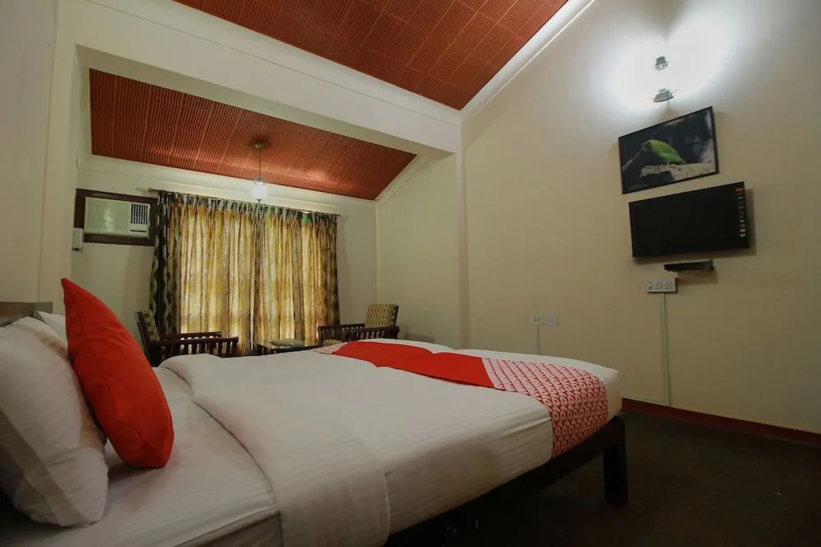 Phalguni River Lodge